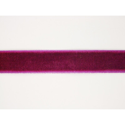 Sametová stuha (197 952 254), 25mm, 5m/cívka